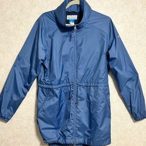 Columbia women’s blue jacket size L